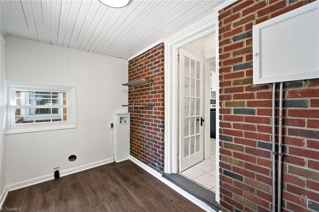 1007 Rotary Drive Property Photo 23