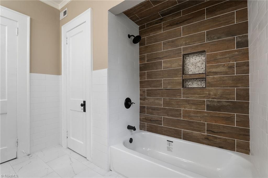 1007 Rotary Drive Property Photo 29