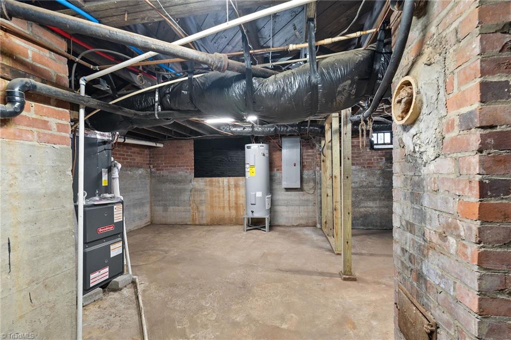 1007 Rotary Drive Property Photo 38