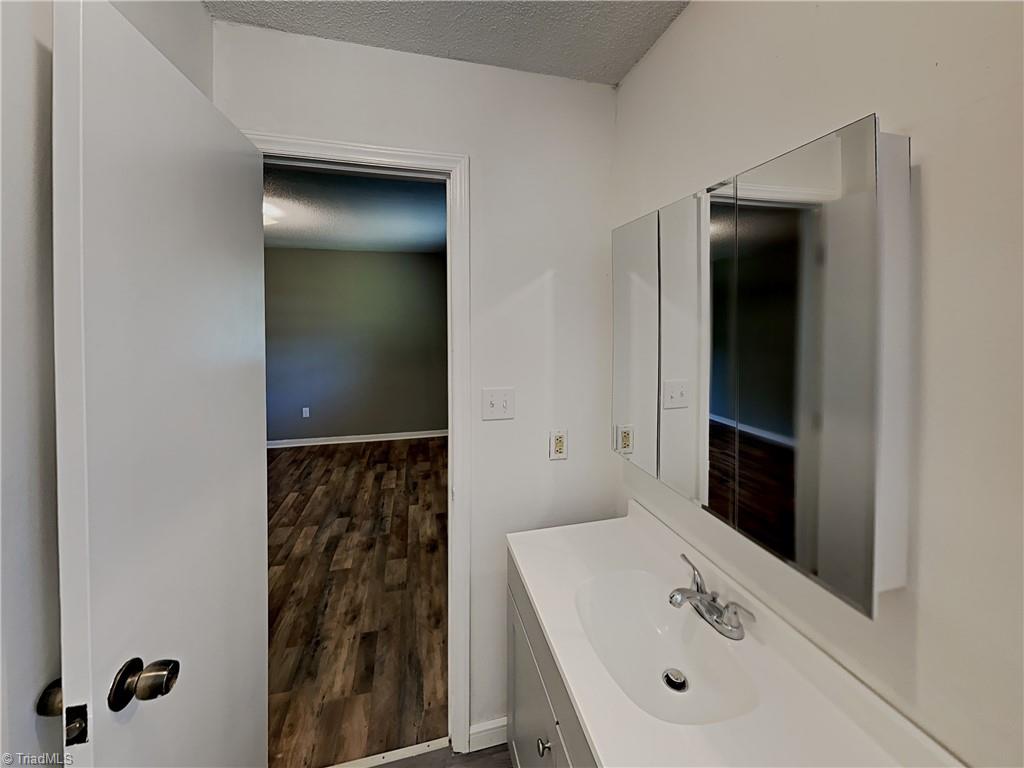 3700 Central Avenue # B Property Photo 12