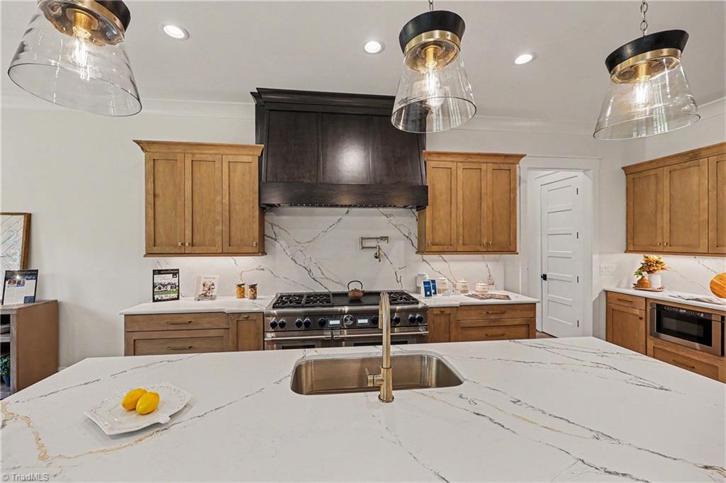 2831 Lockland Drive Property Photo 11