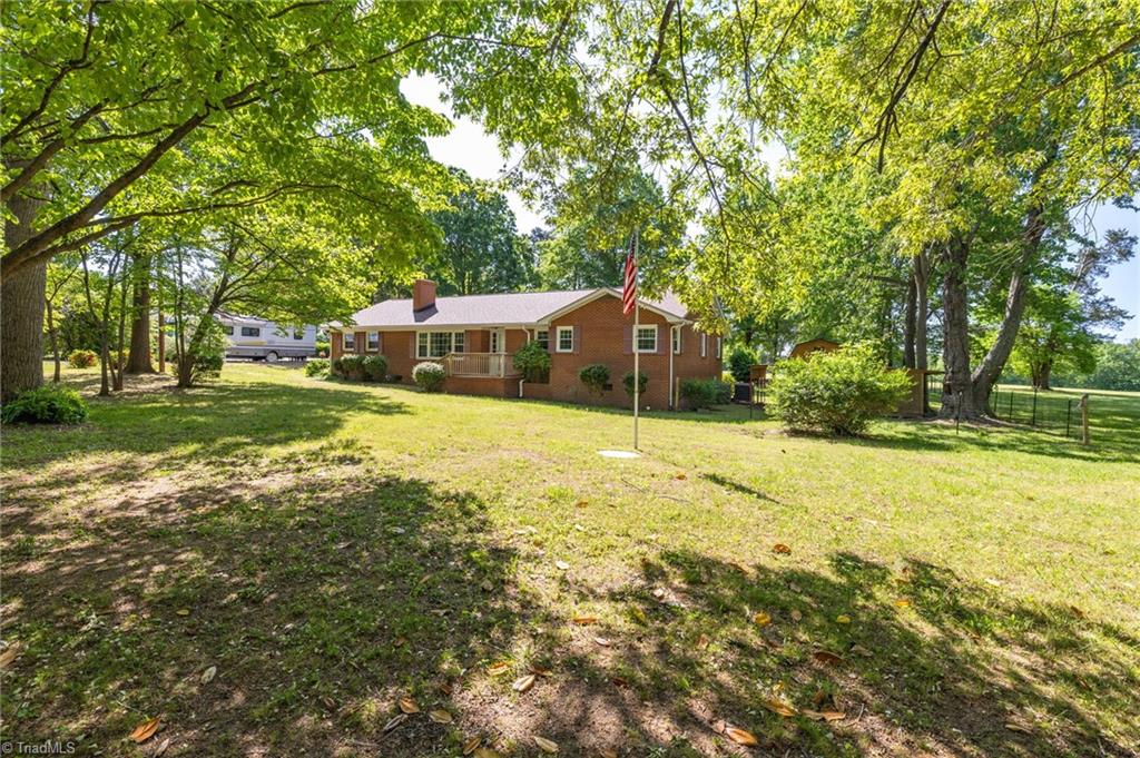 550 Stadium Drive Property Photo 3