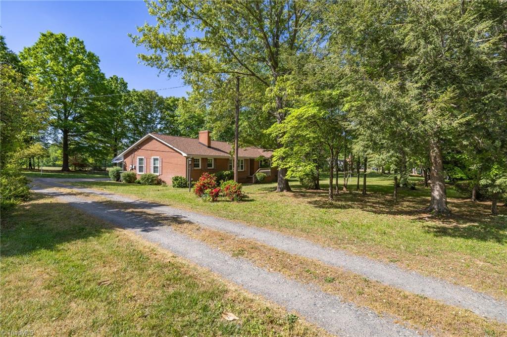 550 Stadium Drive Property Photo 4