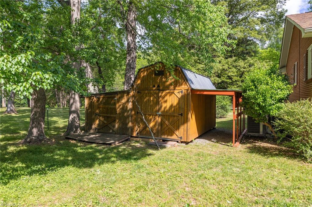 550 Stadium Drive Property Photo 30