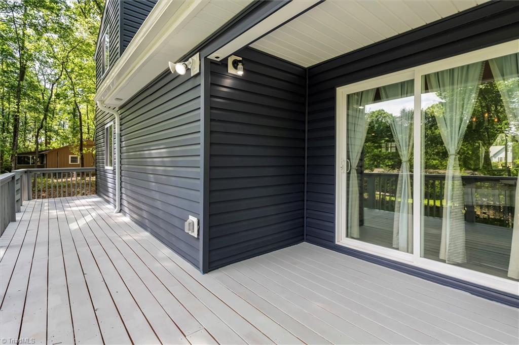 646 Country Club Drive Property Photo 3