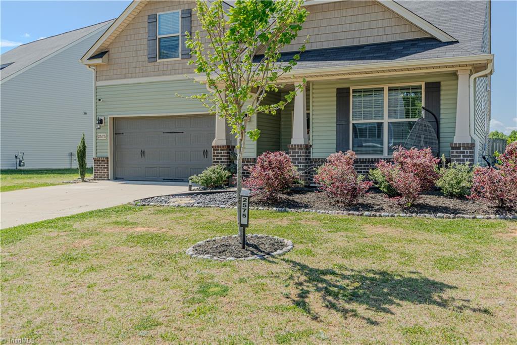 2575 Lacy Holt Road Property Photo 6