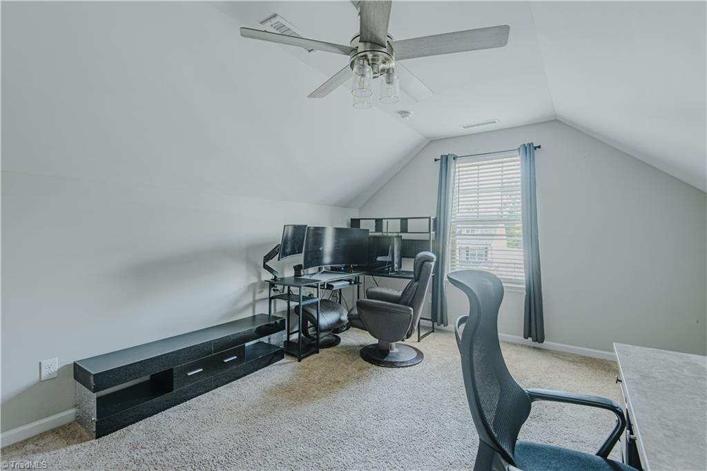 2575 Lacy Holt Road Property Photo 25