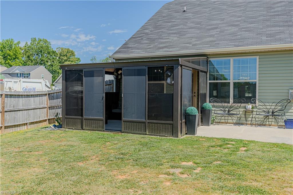 2575 Lacy Holt Road Property Photo 44
