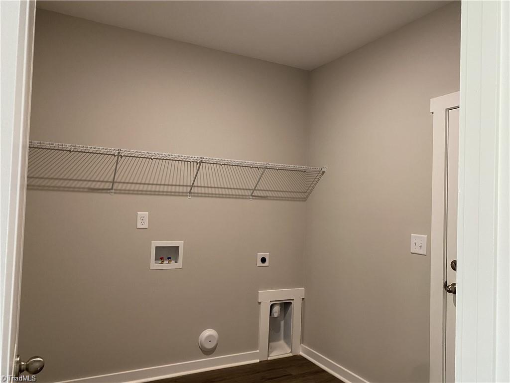 413 E Lee Avenue Property Photo 20