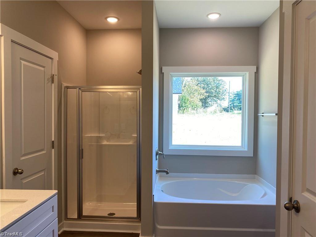 413 E Lee Avenue Property Photo 24