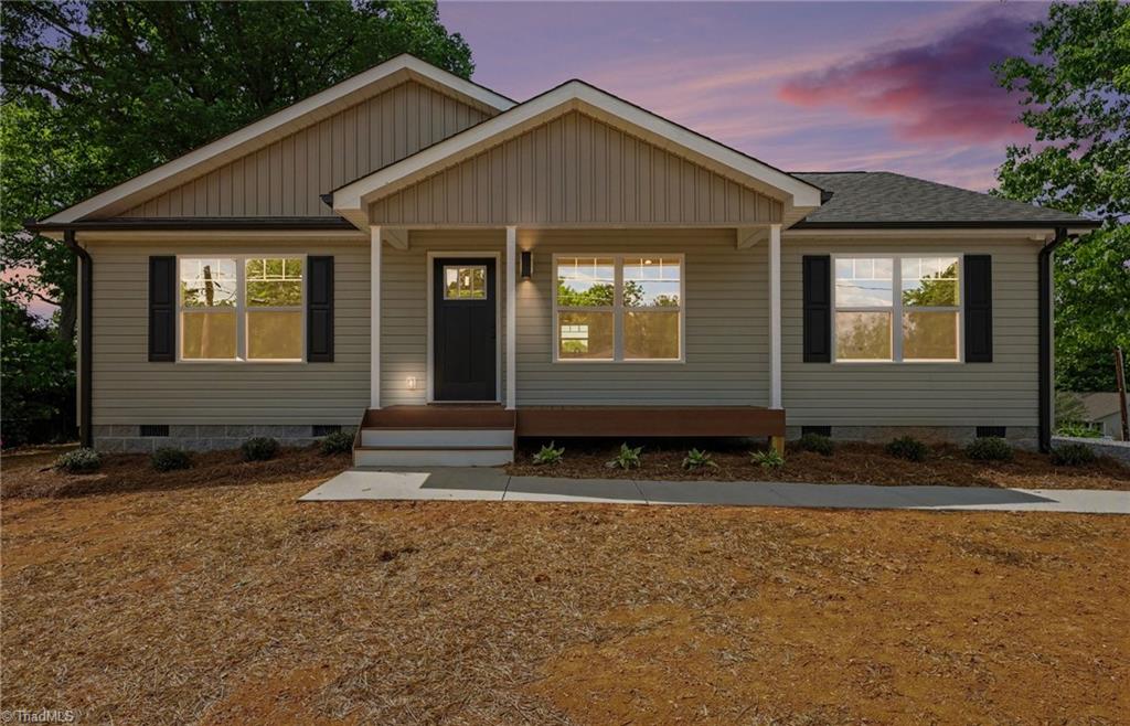 407 Park Street Property Photo 1