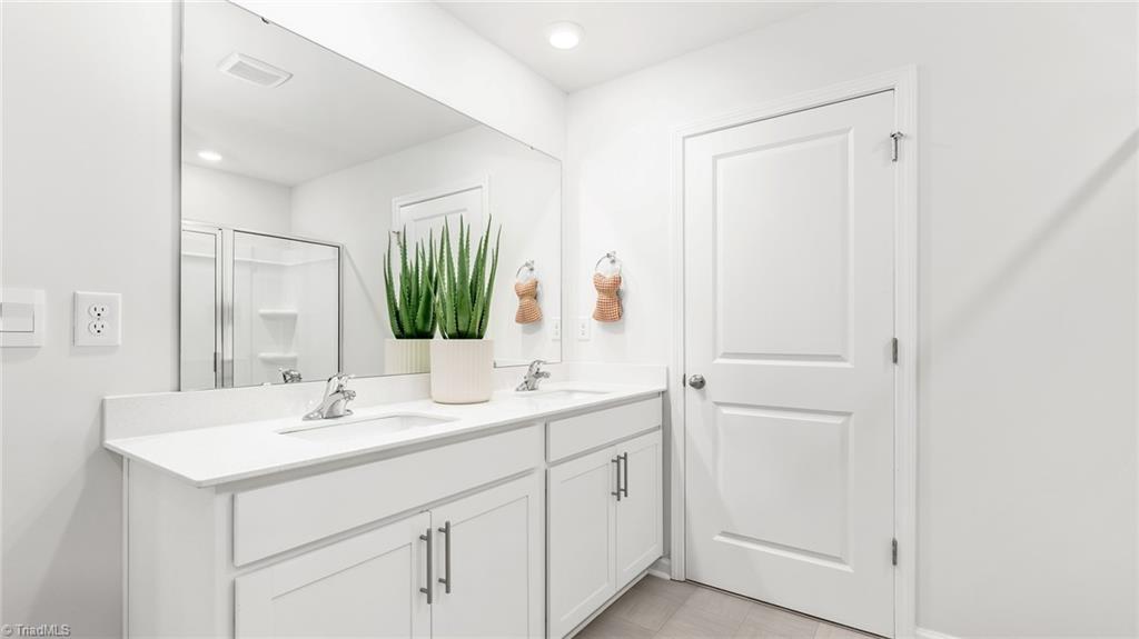 760 Bryson Boulevard Property Photo 19