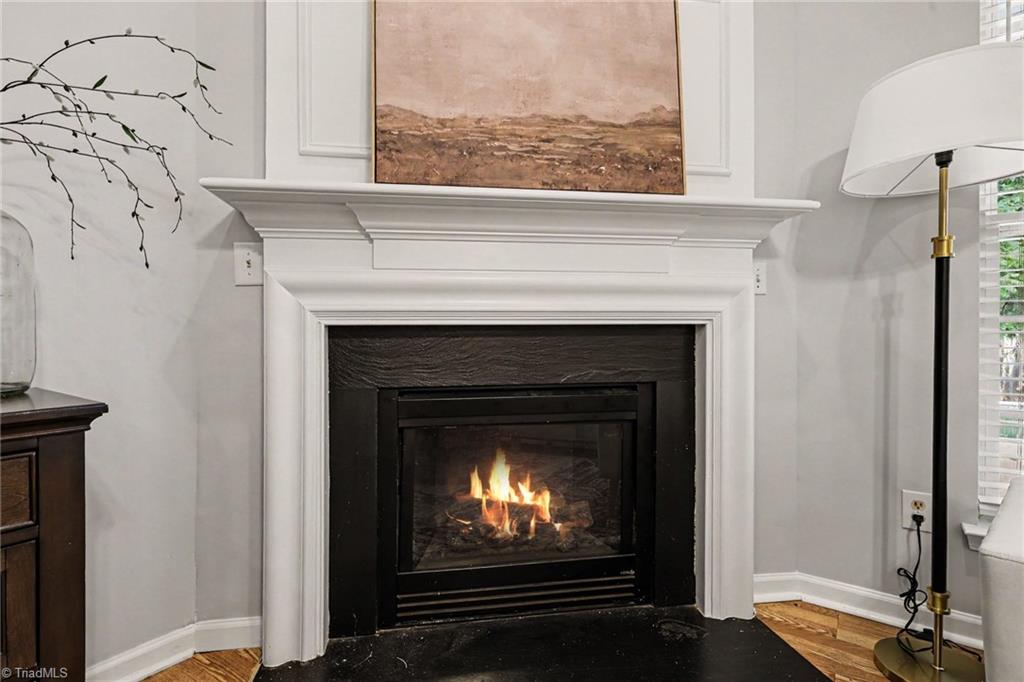 1579 Pondhaven Drive Property Photo 8