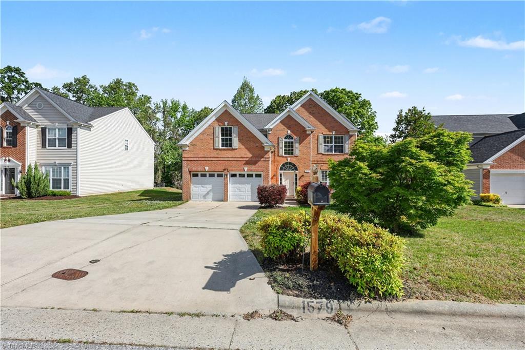 1579 Pondhaven Drive Property Photo 14