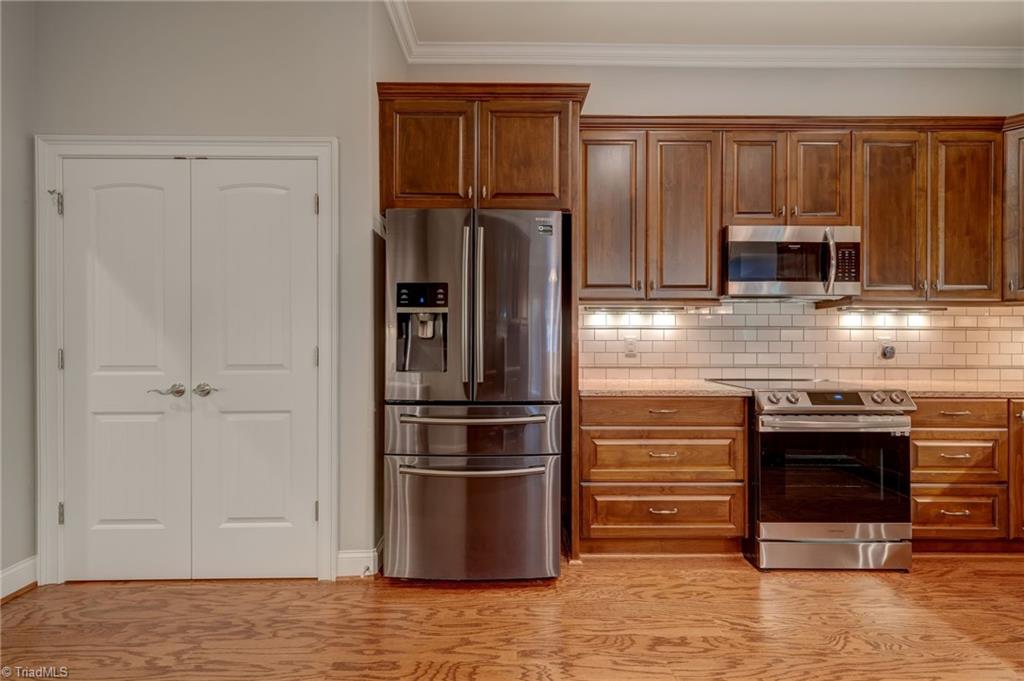 2449 Waterwheel Drive Property Photo 11
