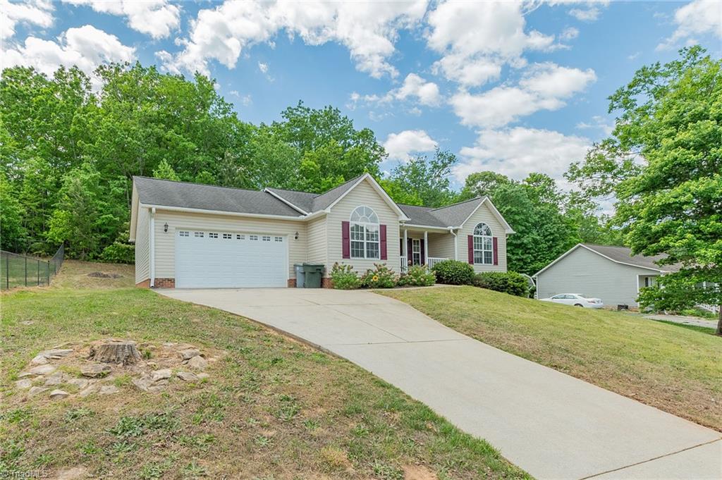 676 Old Castle Drive Property Photo 1