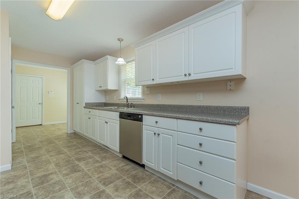 676 Old Castle Drive Property Photo 7