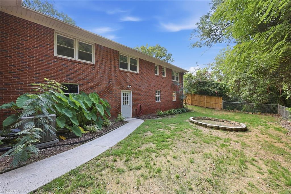 614 Ridgeway Drive Property Photo 19