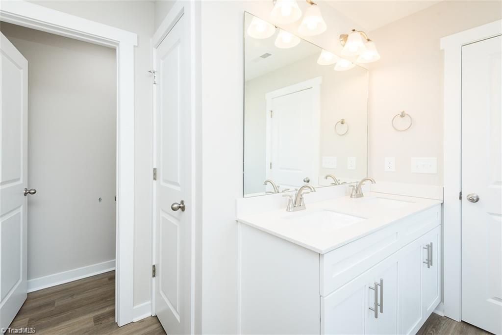 415 E Lee Avenue Property Photo 26