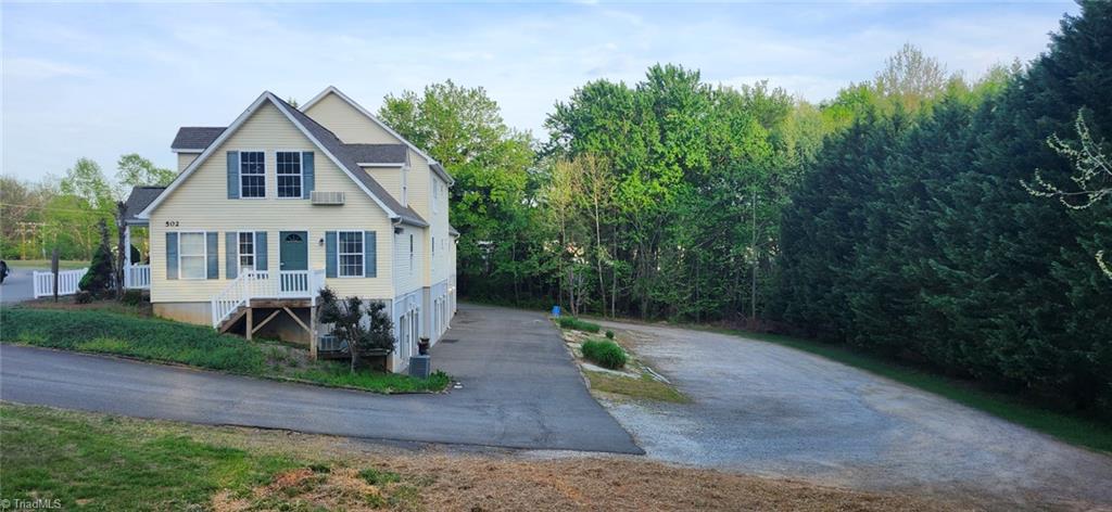 502 S Key Street Property Photo 4