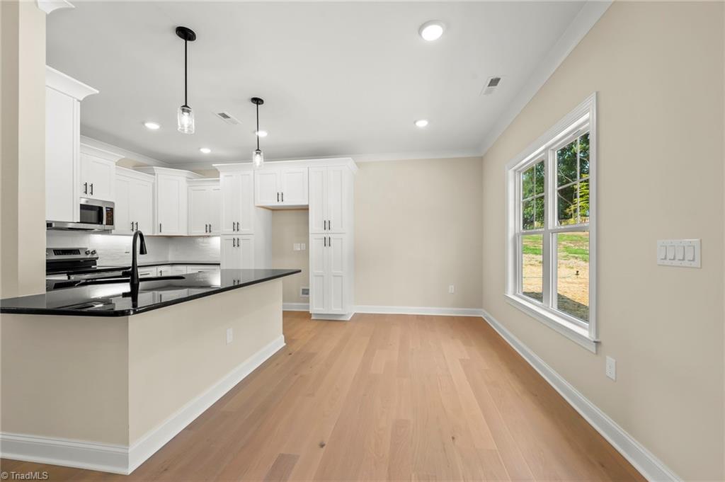 249 Cool Run Property Photo 8