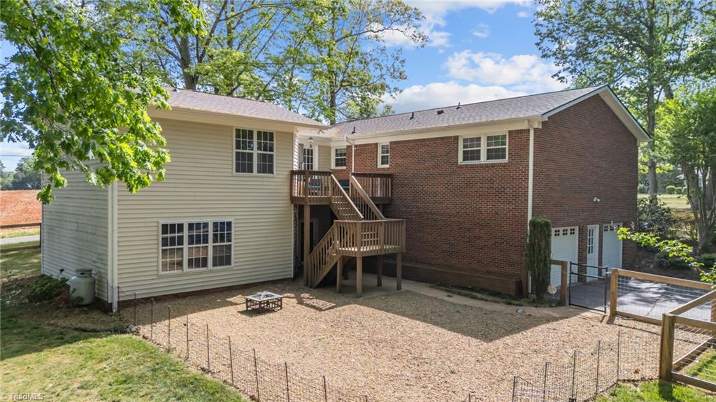 340 Mountainview Road Property Photo 4