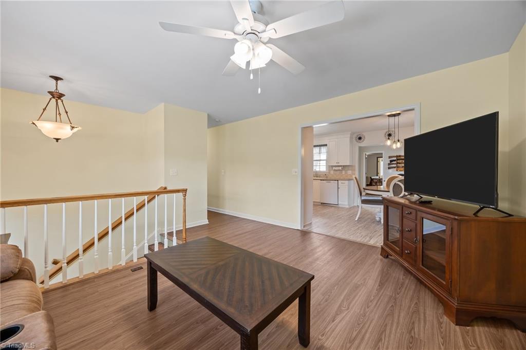 340 Mountainview Road Property Photo 8