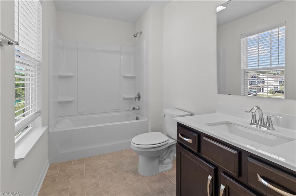 146 Centerpiece Drive Property Photo 29