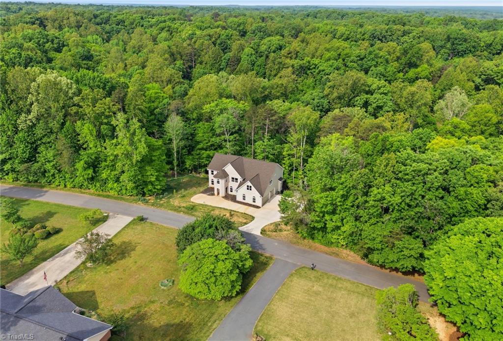 160 Tullyries Lane