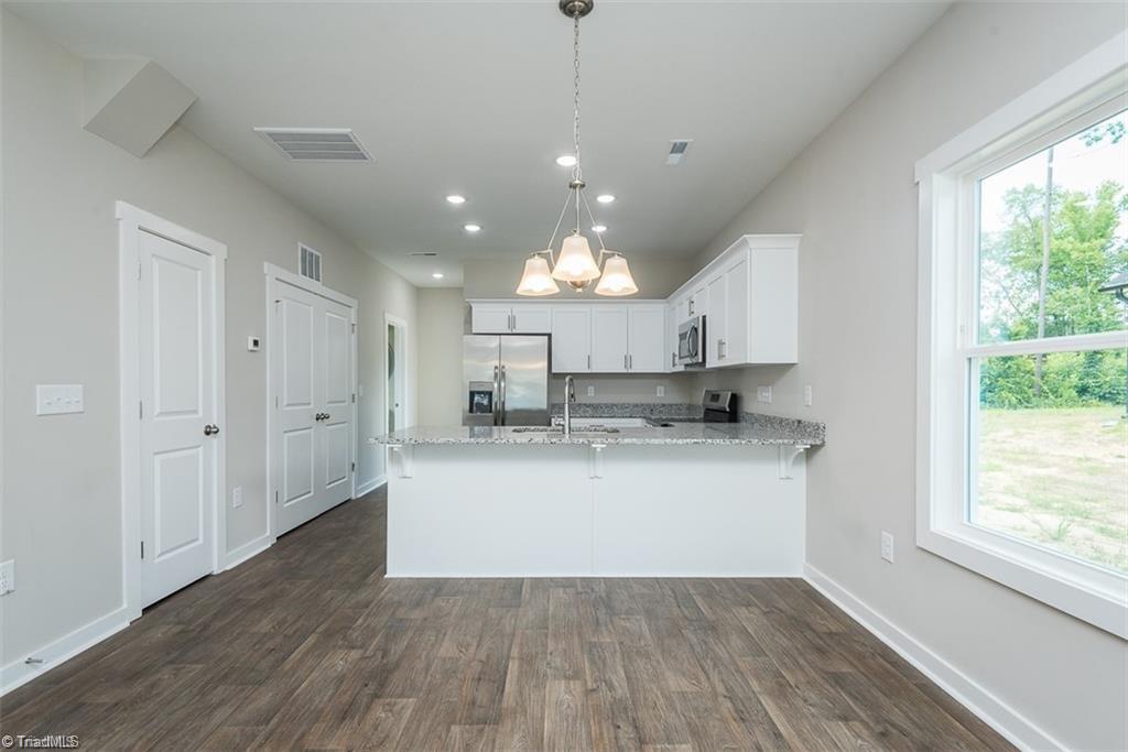 1016 Pinnix Road Property Photo 4