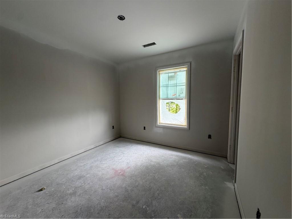 309 Price Street Property Photo 4
