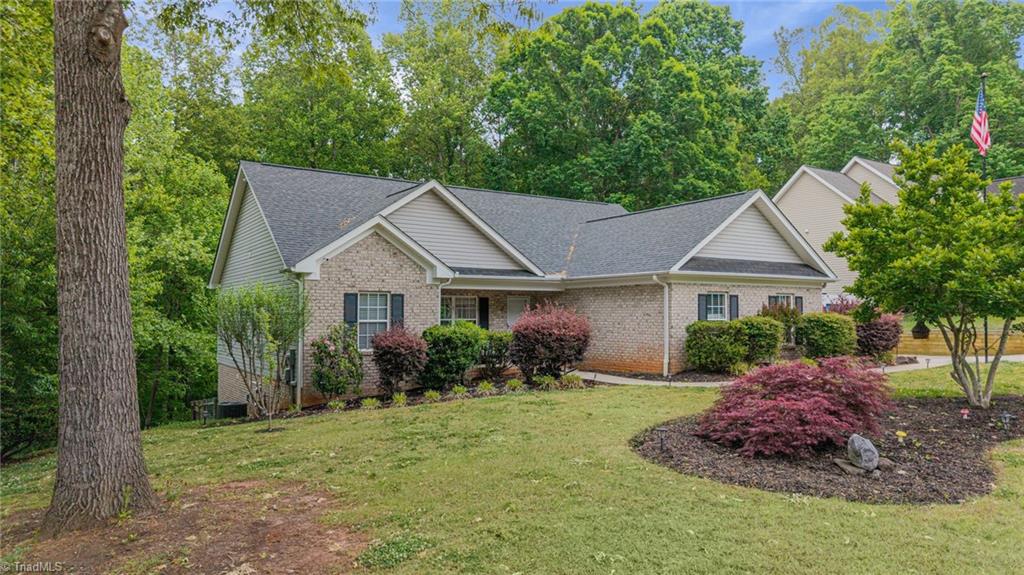 7704 Perthshire Drive Property Photo 1