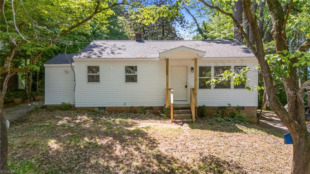 728 W Banner Avenue Property Photo 1