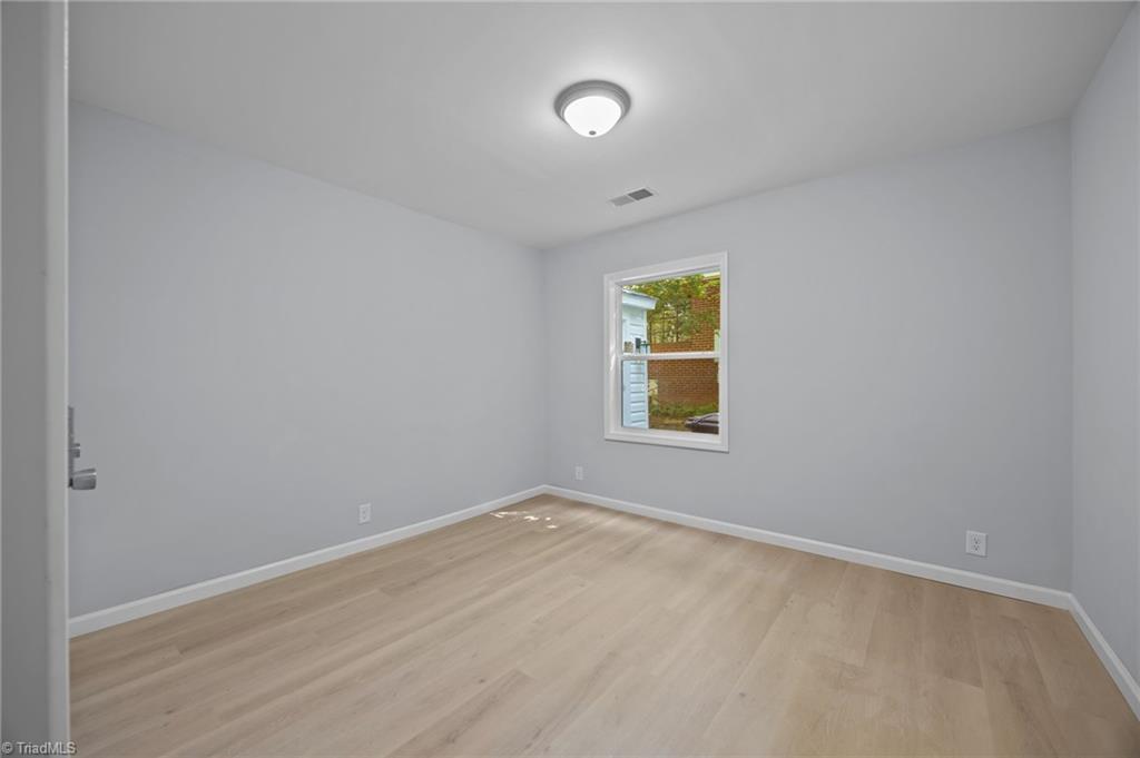 728 W Banner Avenue Property Photo 15