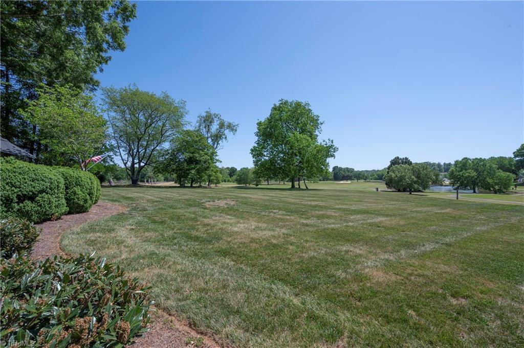 216 Juniper Circle Property Photo 6