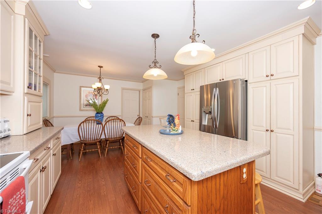216 Juniper Circle Property Photo 12