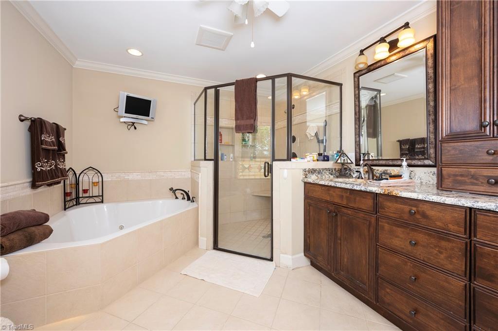 216 Juniper Circle Property Photo 26