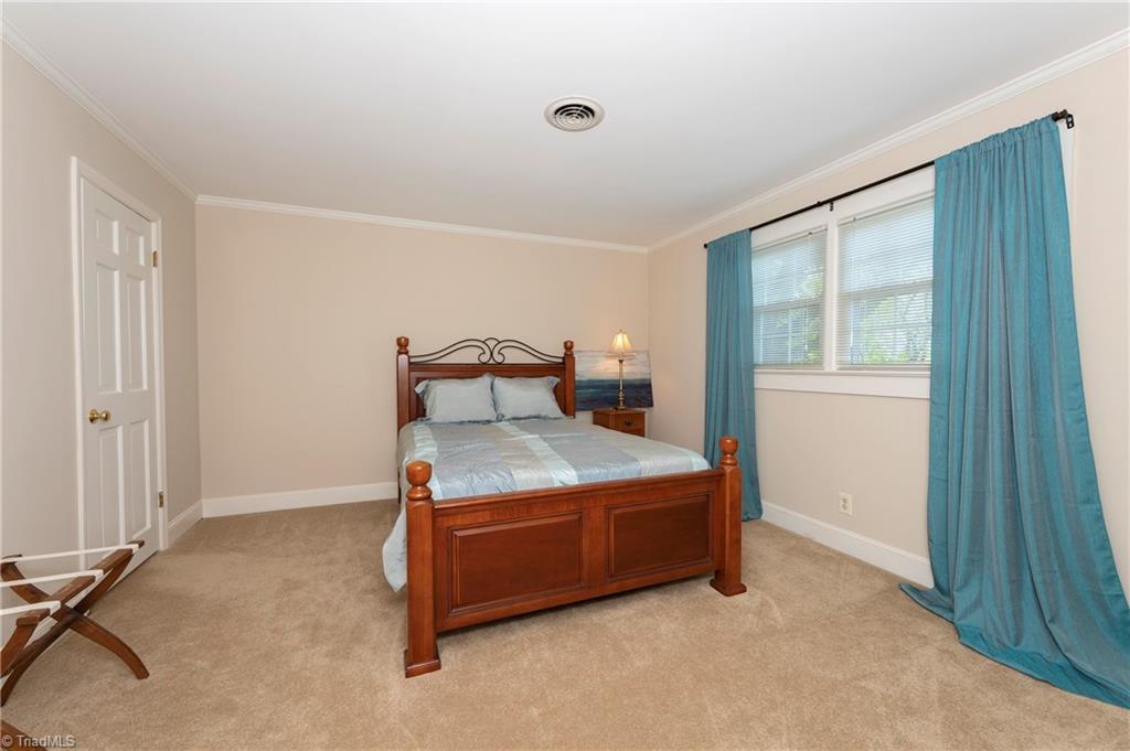 216 Juniper Circle Property Photo 31