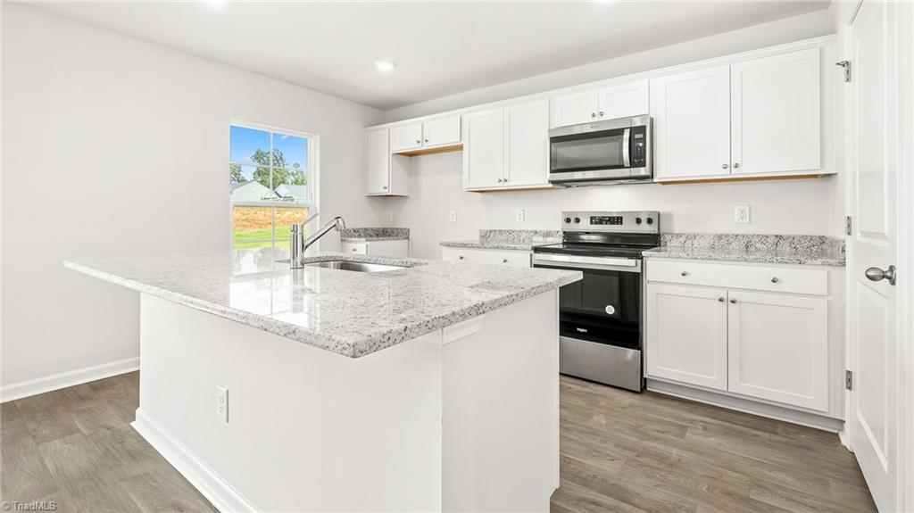 337 Middleton Drive Property Photo 6