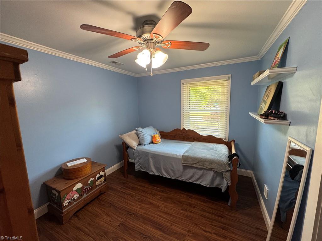 2436 Wickham Road Property Photo 21