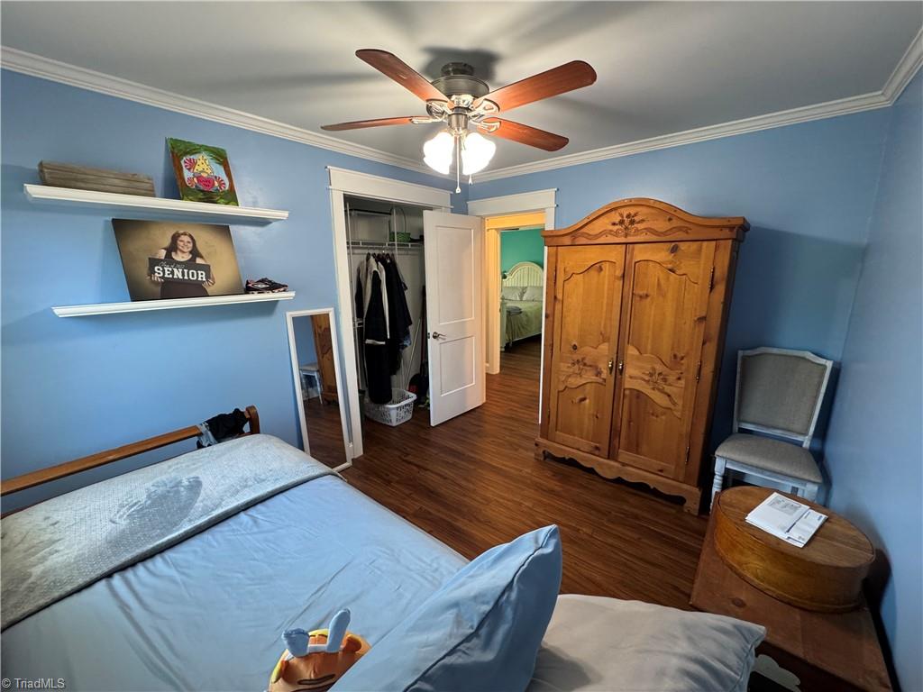 2436 Wickham Road Property Photo 22