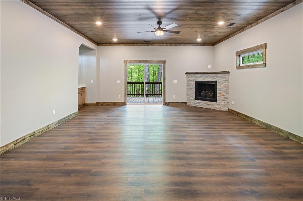 115 Pine Burr Drive Property Photo 32