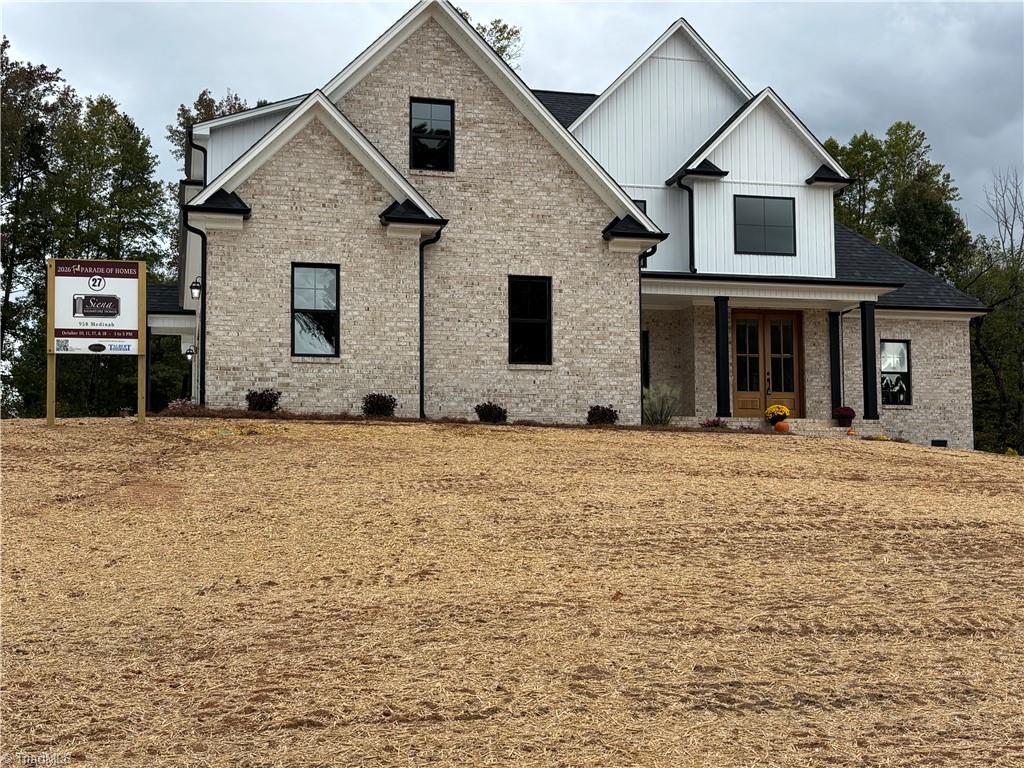 958 Medinah Drive Property Photo 1