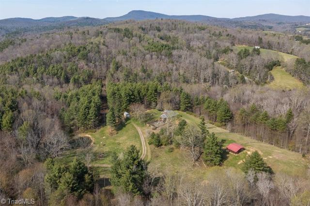 931 Maple Shade Road Property Photo 7