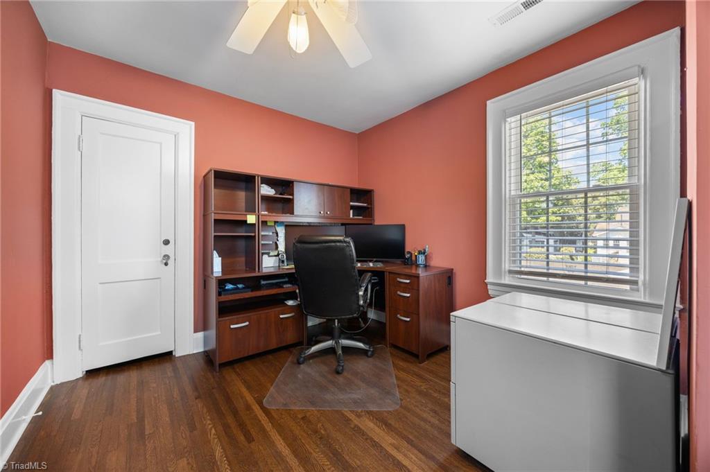 638 Colonial Drive Property Photo 34
