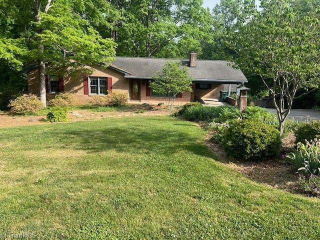 2 Echoview Circle Property Photo 2