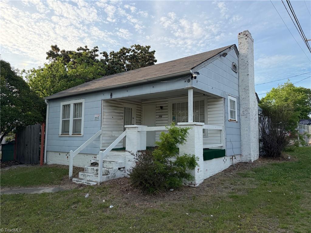 2516 Westchester Drive Property Photo 1
