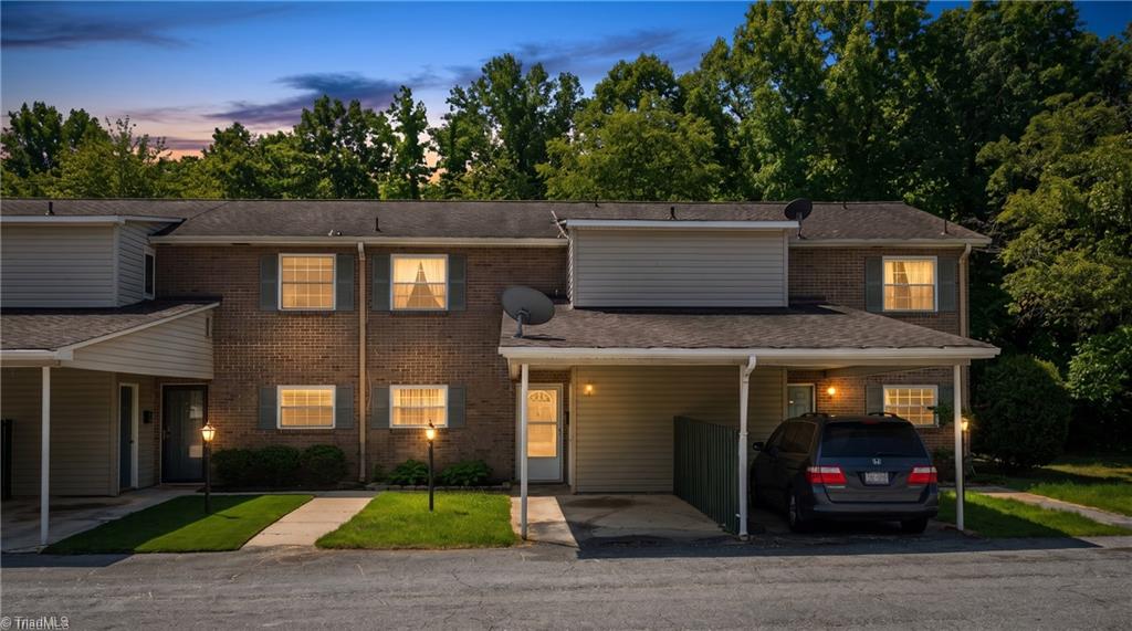 2214 Shadow Valley Road Property Photo 1