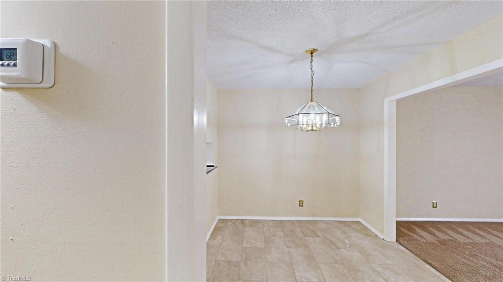 2214 Shadow Valley Road Property Photo 11