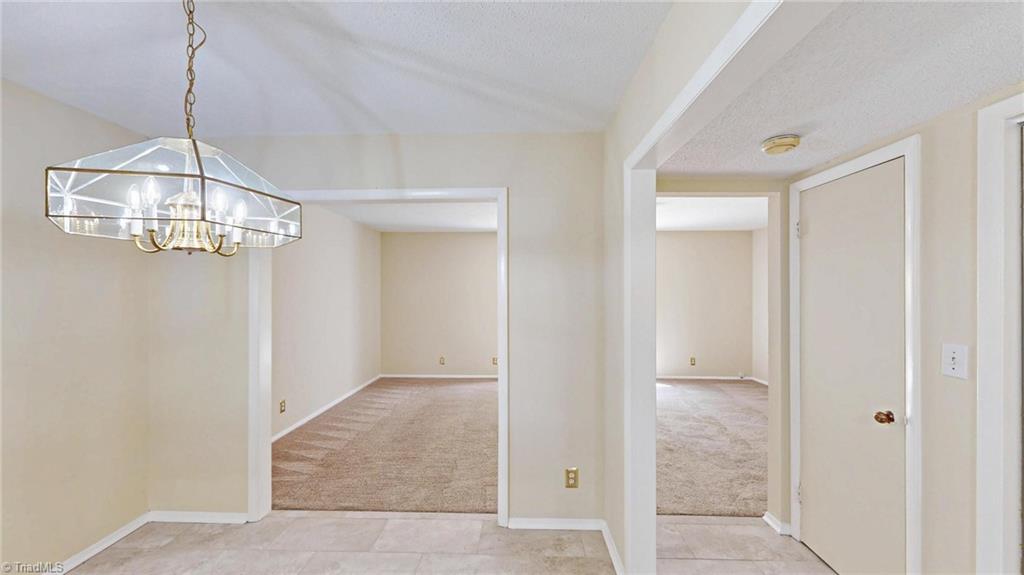 2214 Shadow Valley Road Property Photo 12